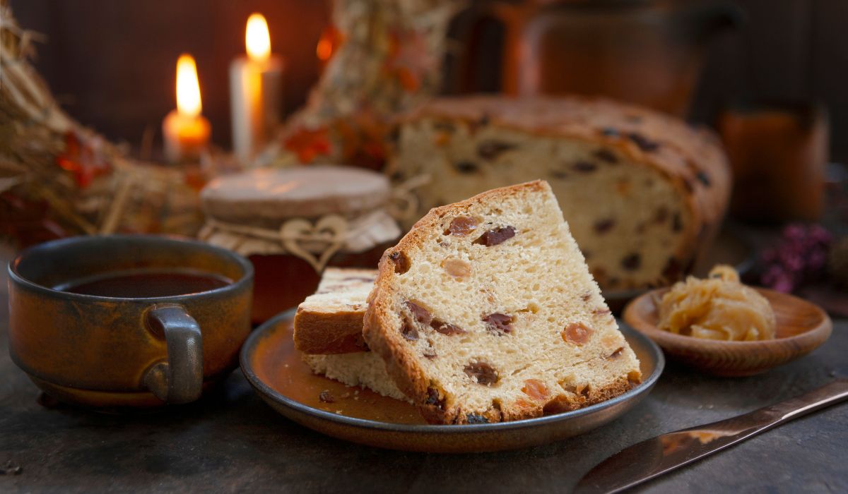 Irish barmbrack and candles
