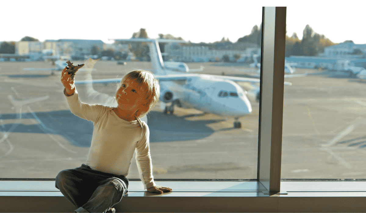 Child in the airport