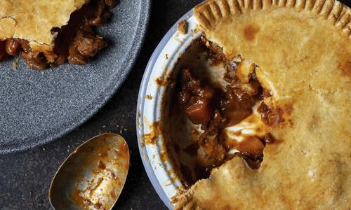 lamb and red wine pie