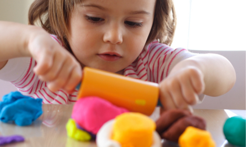 Ten-Simple-But-Fun-Crafts-That-Will-Help-Your-Toddler-s-Development.png