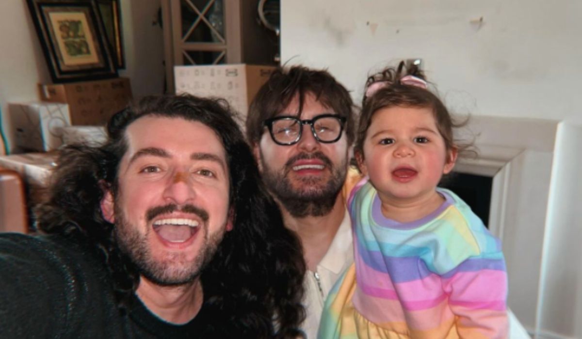 Brian, Arthur and Blake move house