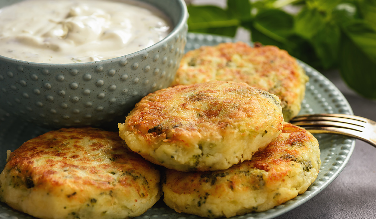 Broccoli Potato Cakes with Chilli Mayo