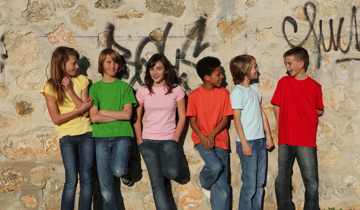 Group of tweens hanging out