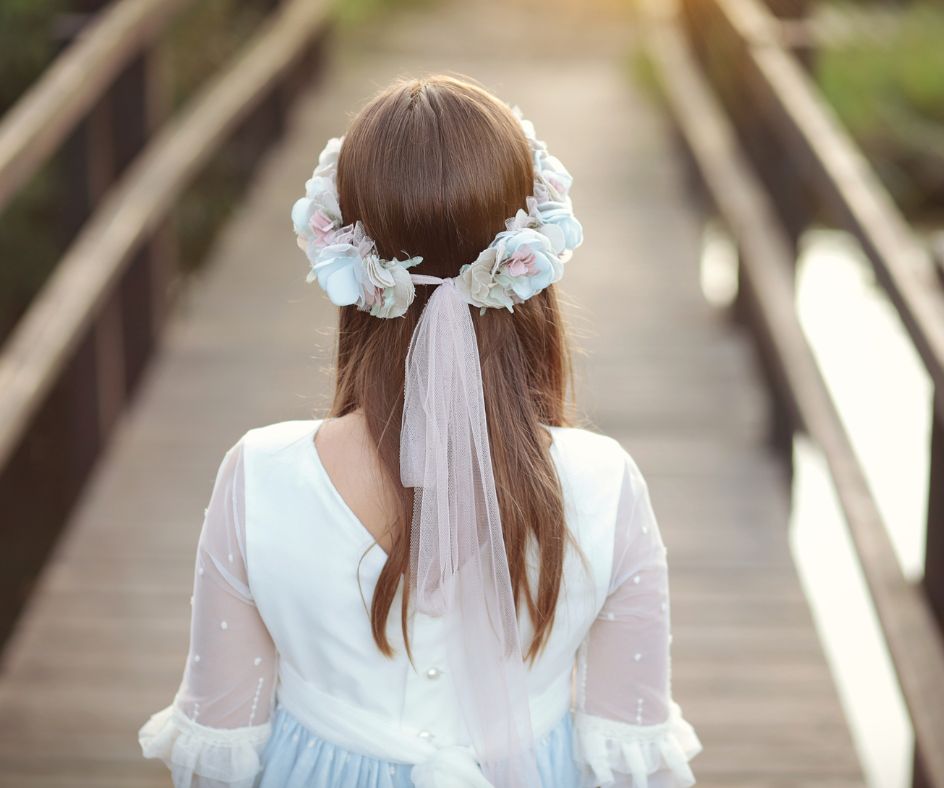 Little girl Communion