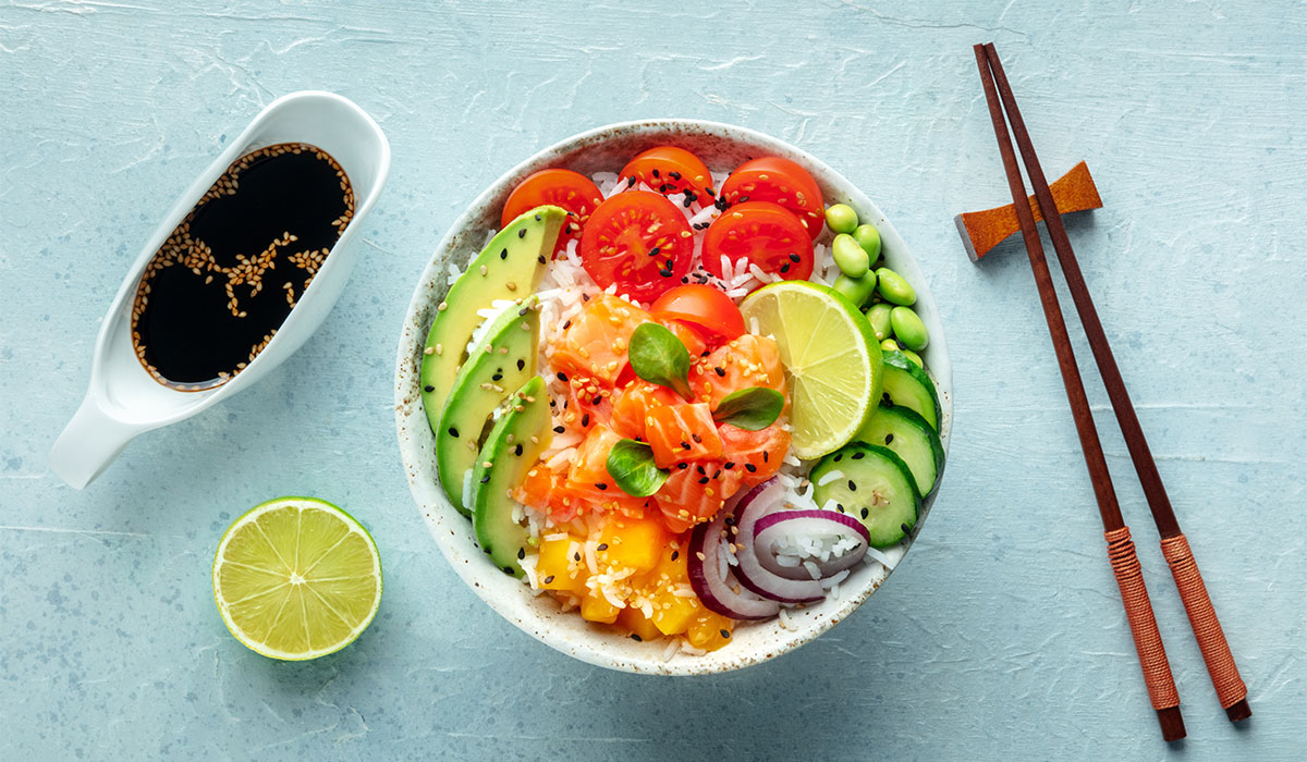 Soy salmon salad. Pic: Shutterstock
