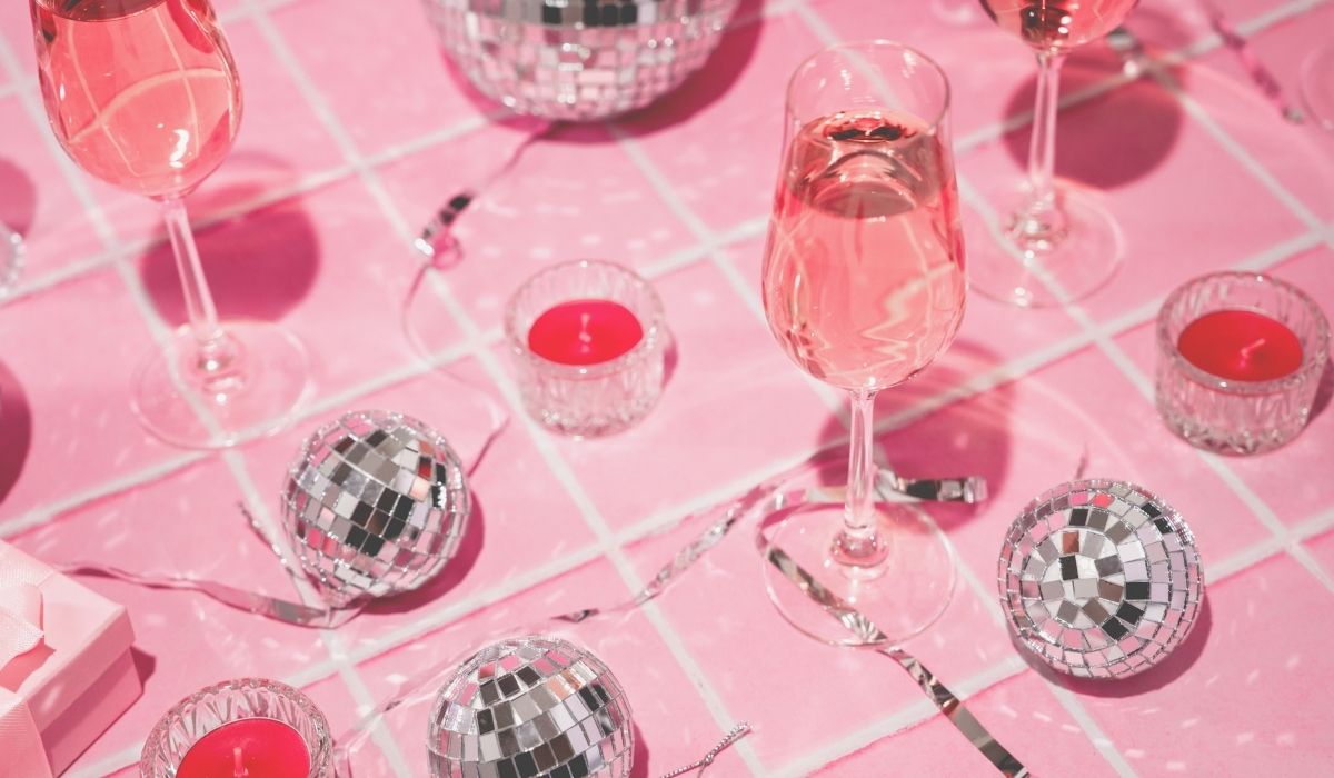 Glasses of prosecco
