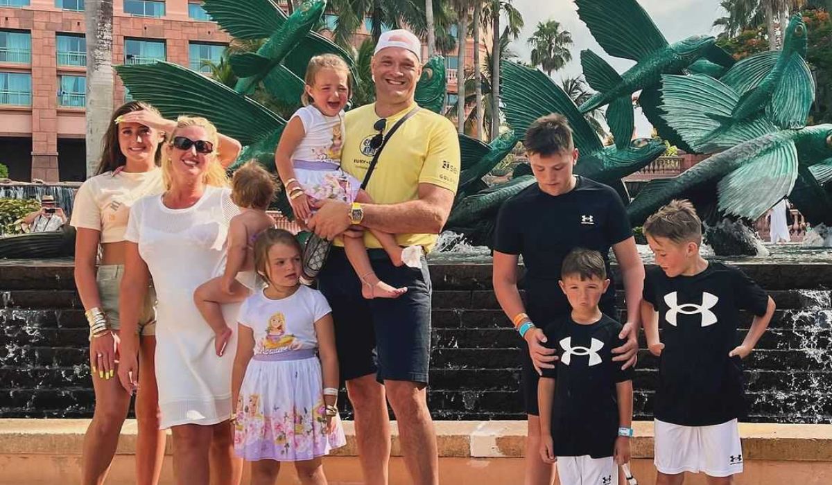 Paris and Tyson Fury and their children