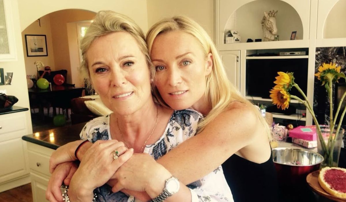 Victoria Smurfitt and her mum Caroline