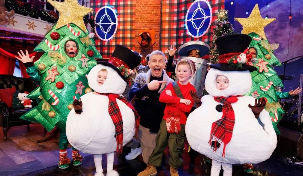 Patrick Kielty and a boy on the set of The Late Late Toy Show 2024