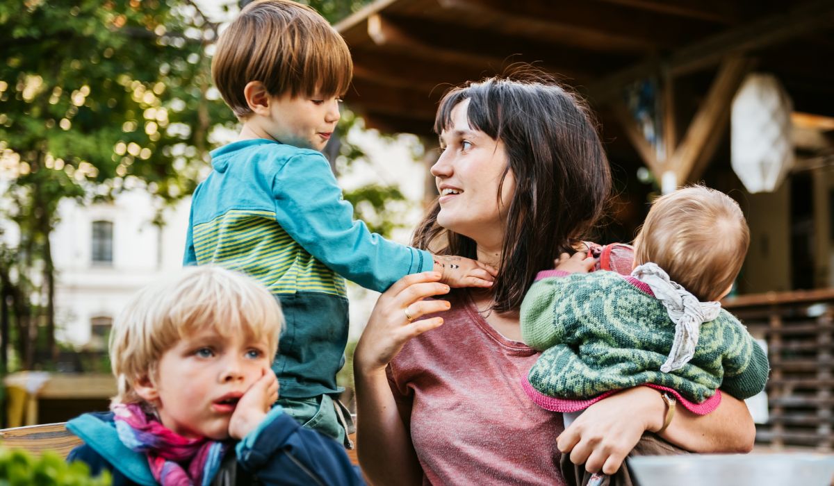 Mum with three kids