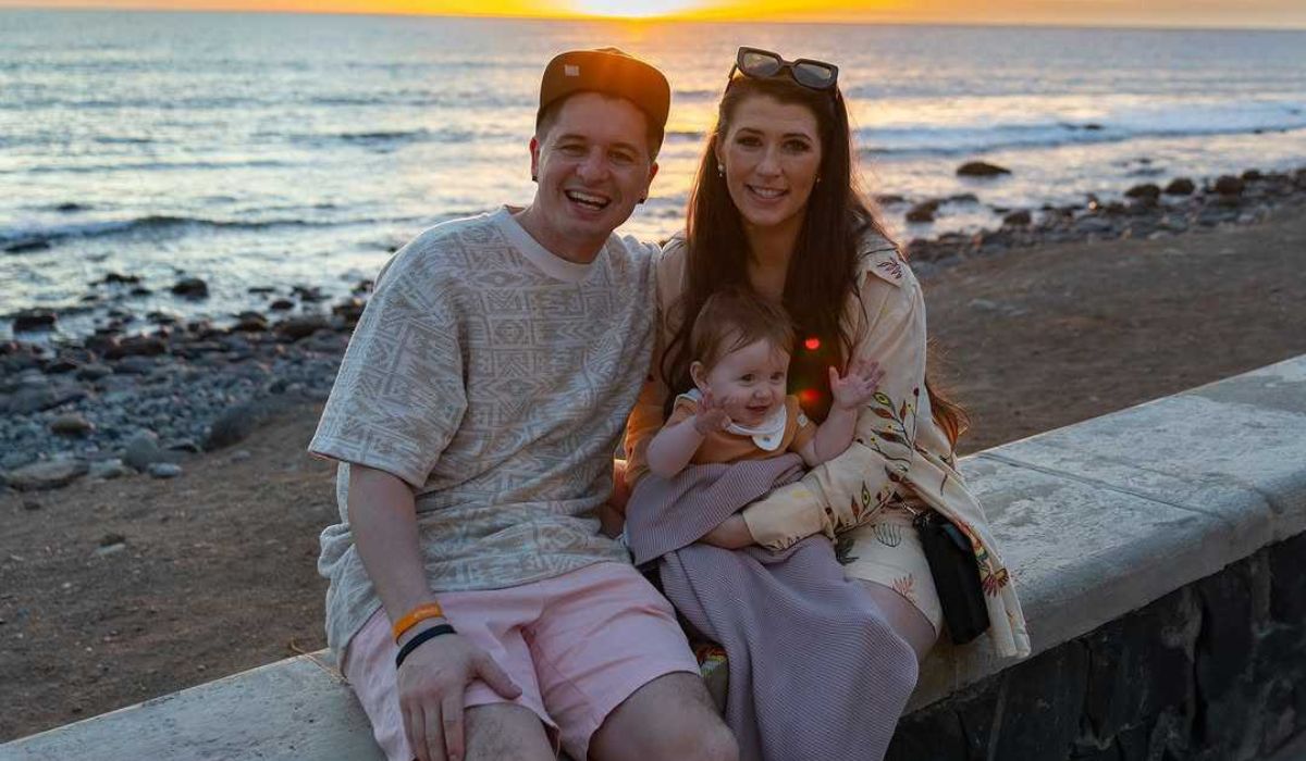Tadhg Fleming takes daughter on first holiday