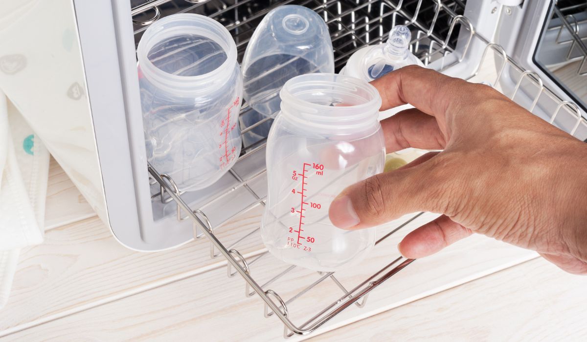 Sterilising bottles