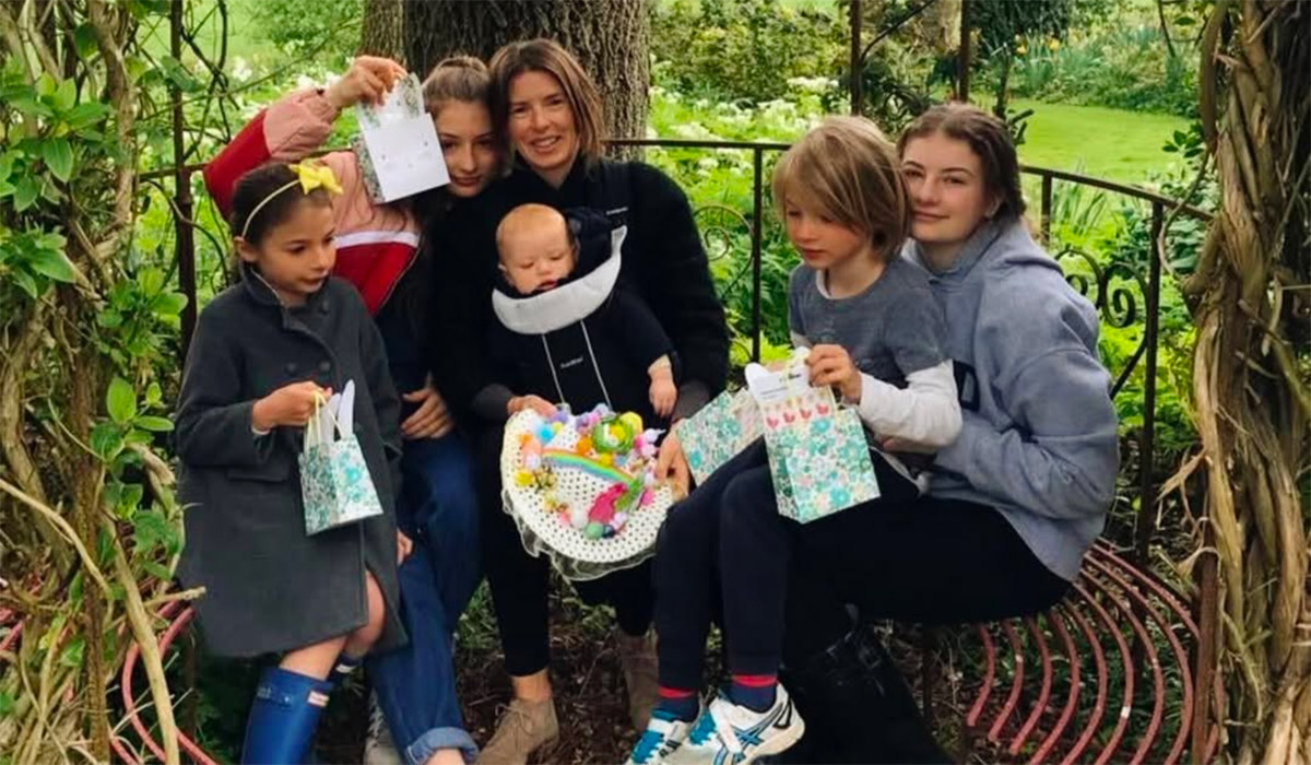Jools Oliver and their kids. Pic: Jamie Oliver/Instagram