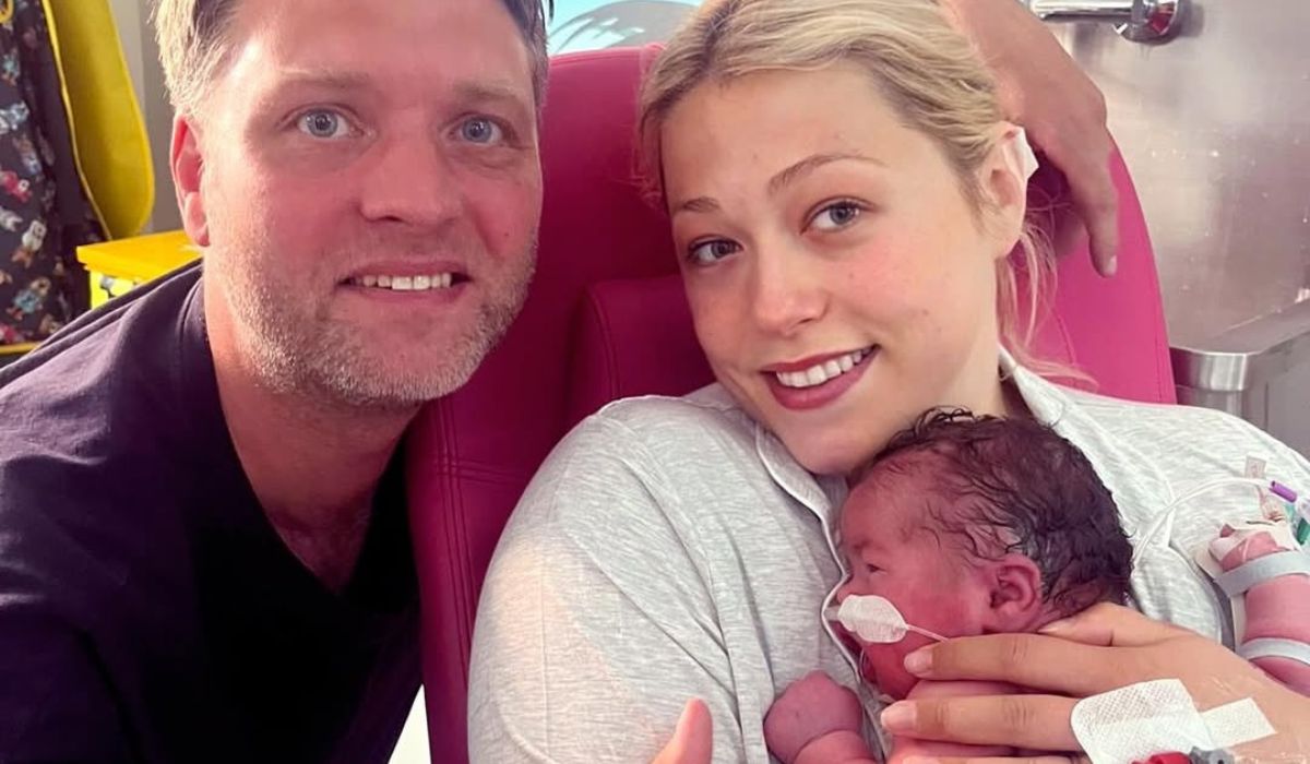 X Factor's Amelia Lily with her daughter Pearl and fiance Eddie
