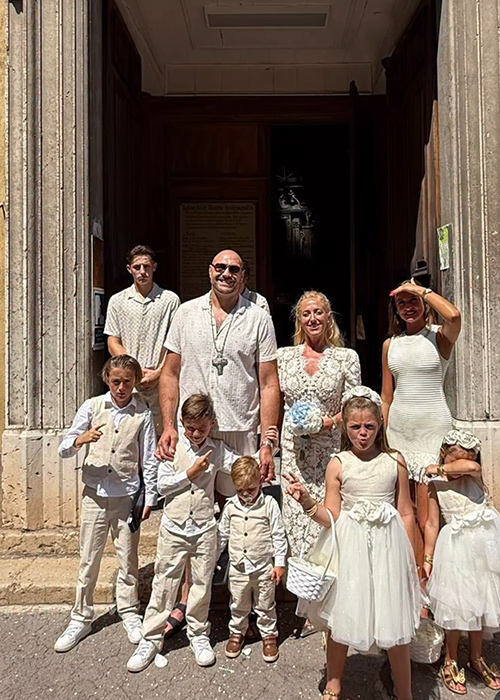 Tyson Fury and Paris marry again for the third time