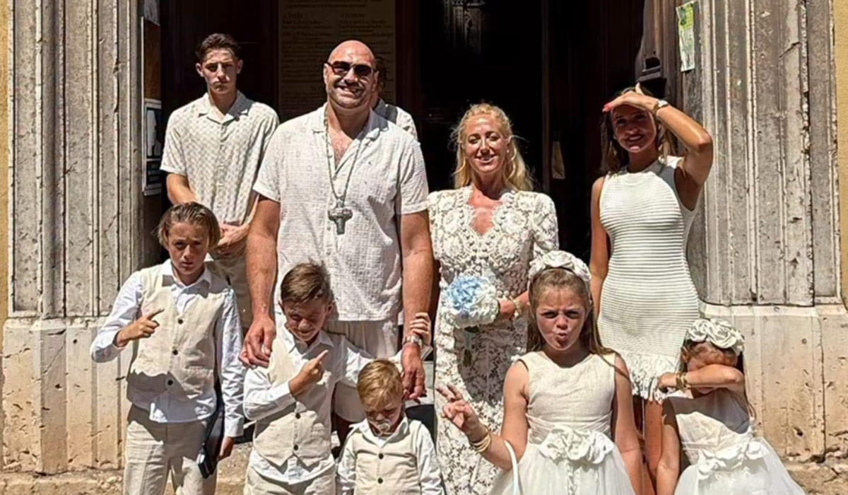 Tyson Fury and Paris marry again for the third time