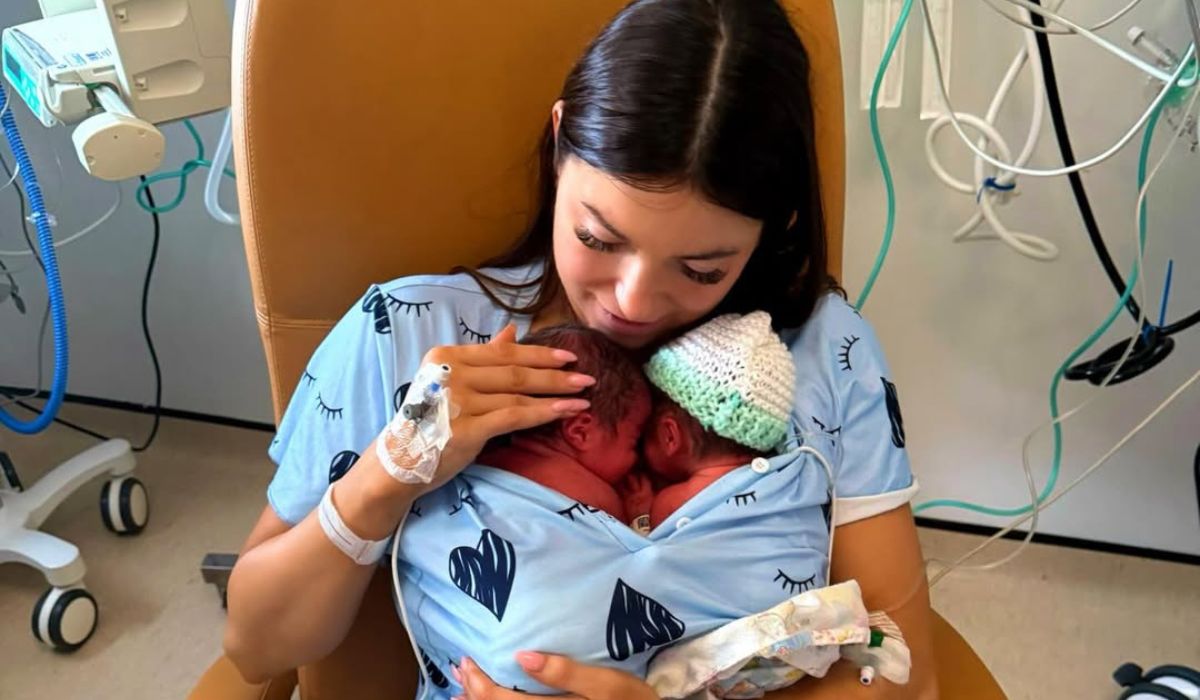 Rachel Gorry holding her twins.