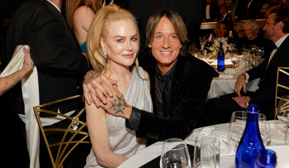 Nicole Kidman and Keith Urban at an awards show