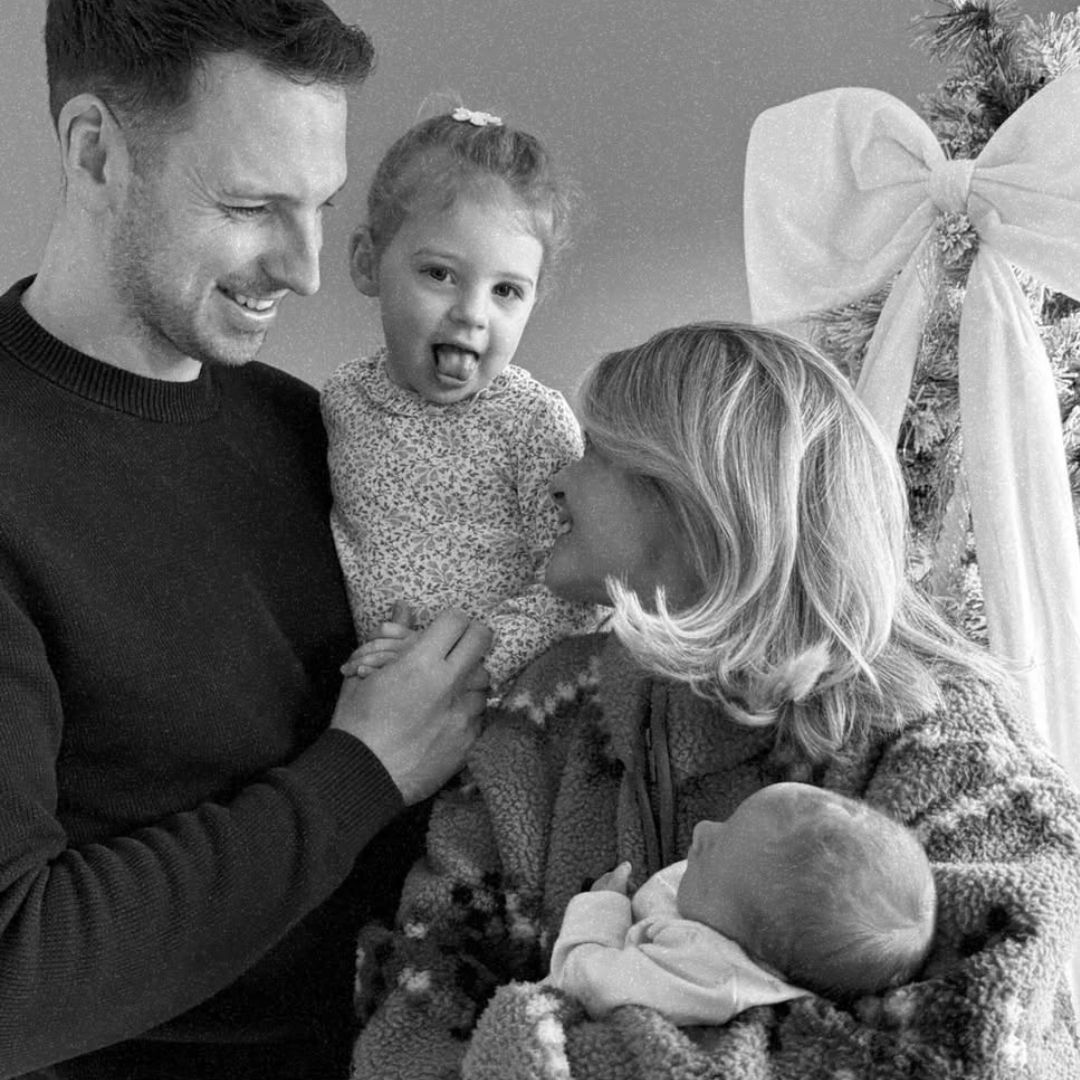 Lauren Arthurs with her two children and husband