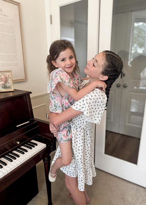 Influencer reveals youngest child died on Christmas just months after 9-year-old daughter's shock death