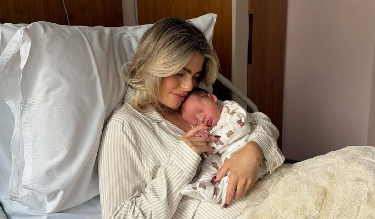Lauren Arthurs and her baby girl Lucy