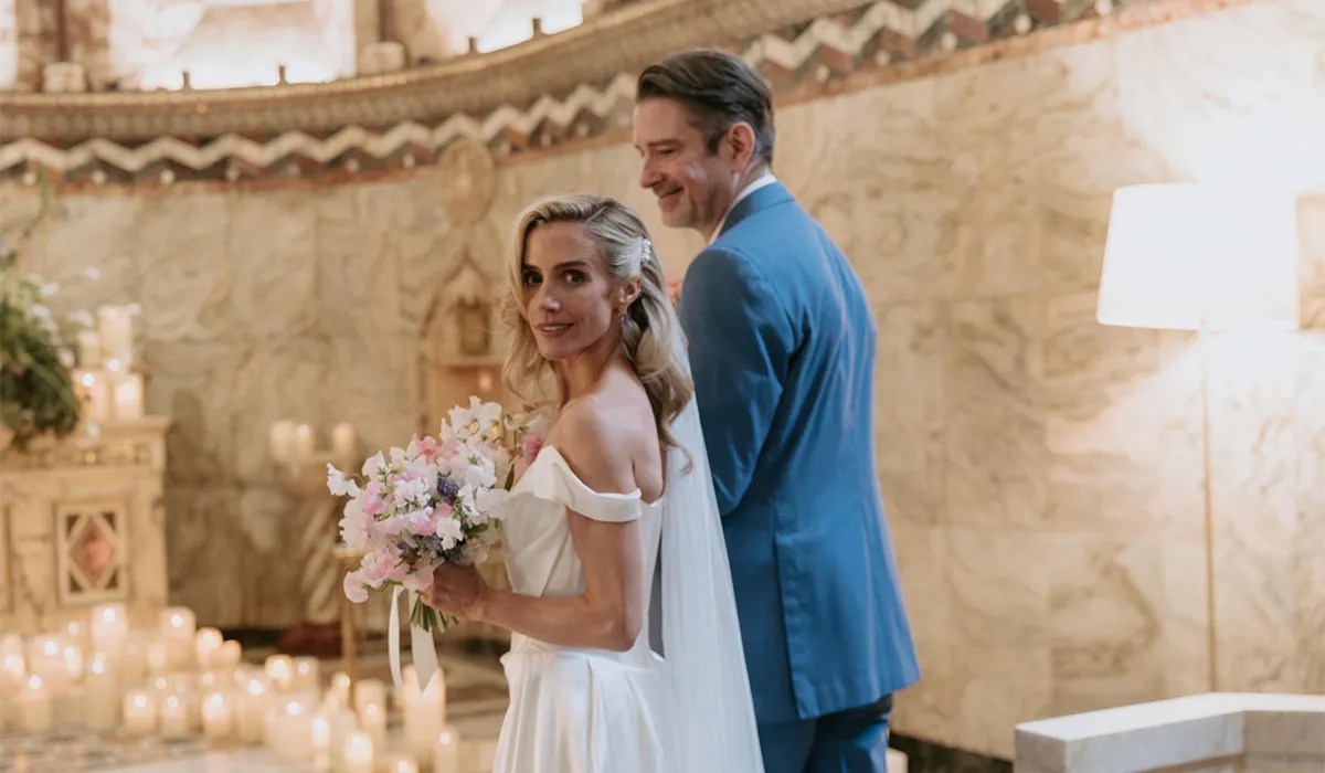 Irish actress Lisa Dwan ties the knot with long-time partner Paul Henninger. Pic: Joanna Scott