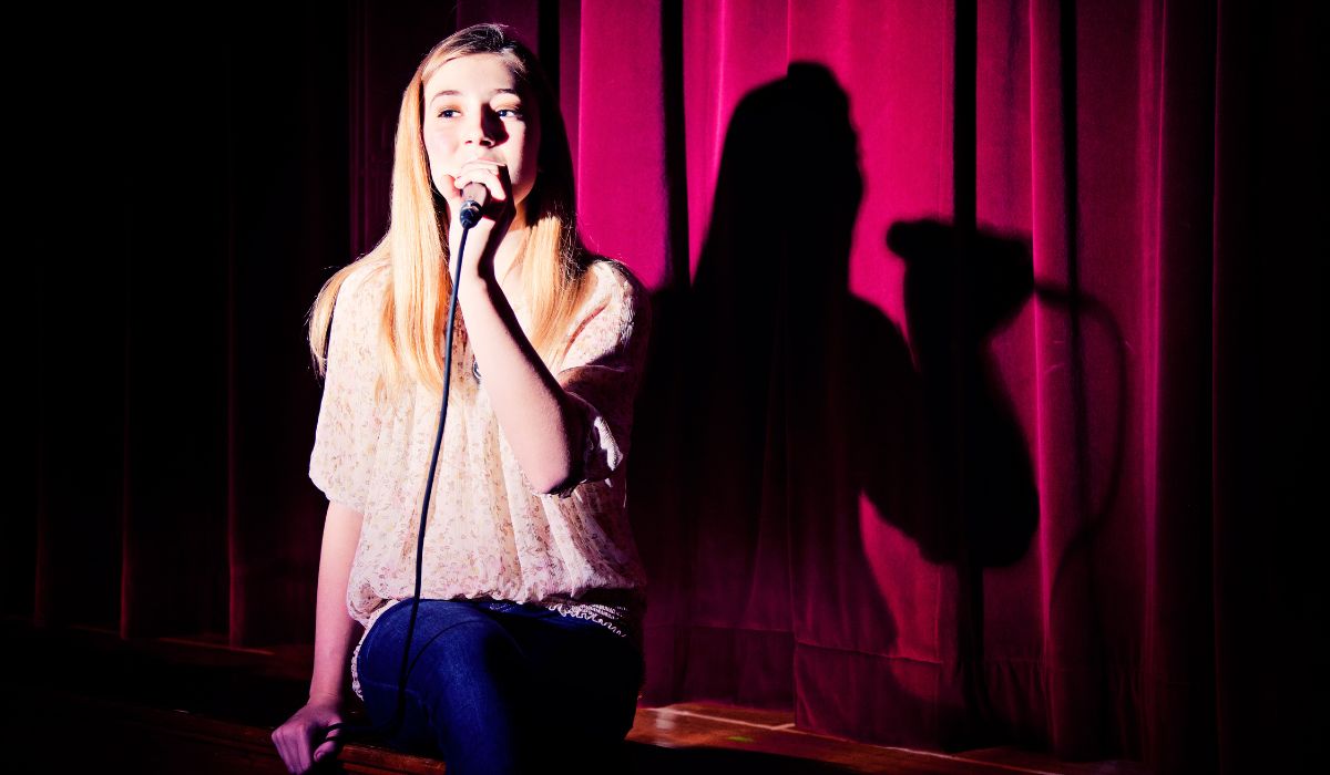 Girl singing