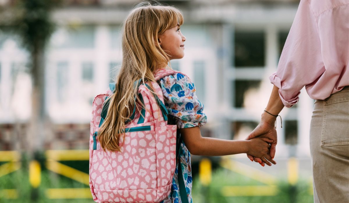 Saying this to kids before school can make them anxious, expert warns.