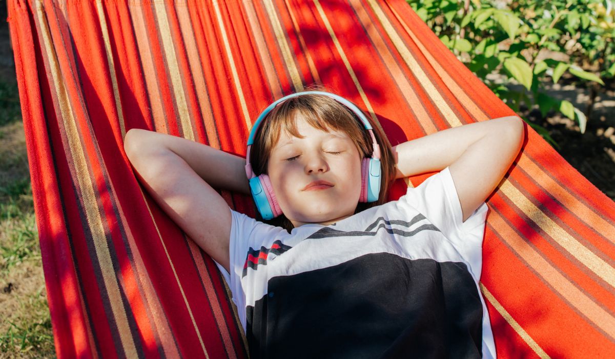 Mum shares terrifying warning about kids and headphones