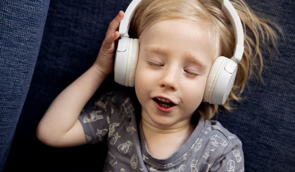 Mum shares terrifying warning about kids and headphones