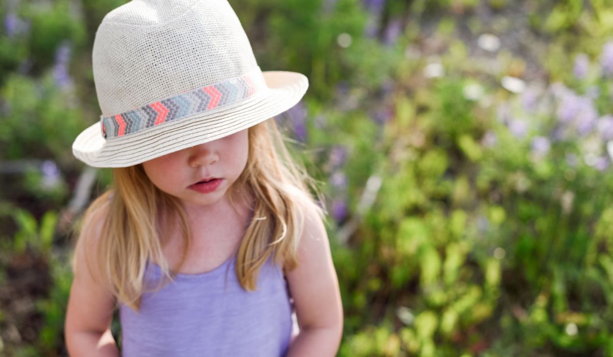 This is how you protect kids heads from sunburns