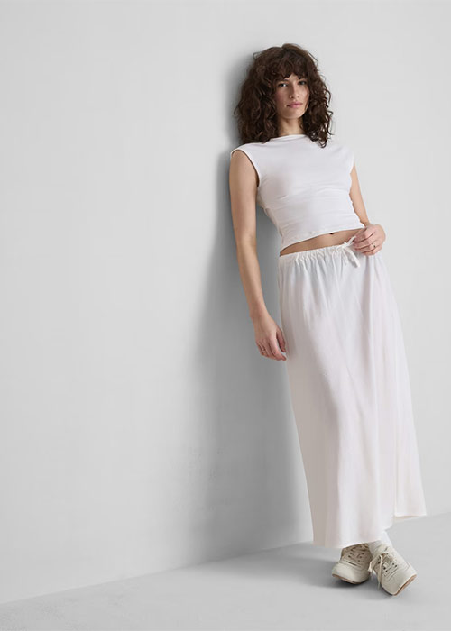 The Primark Scene | Cotton Blend Midi Skirt, €14.00. Pic: Penneys