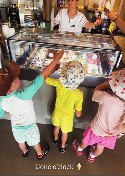 Rosanna Davison with her kids. Pic: Rosanna Davison/Instagram