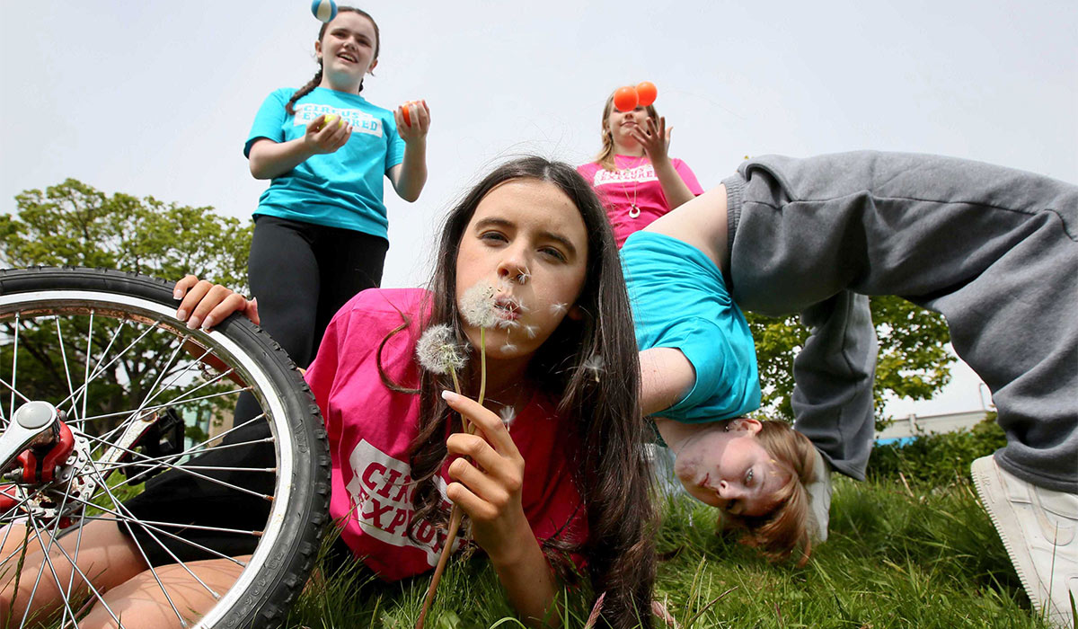 Pictured at the launch are, from left, Jodie Byrne, Molly Noone, Sadhbh White and Khloe Kavanagh representing Circus Explored with J, right, from Dublin and members of Dublin Youth Theatre, from left, Aoife Maguire, Patrick Meenan and Lucia Derrington. This year, Cruinniú na nÓg will take place on Saturday, June 6. Pic: Mark Stedman