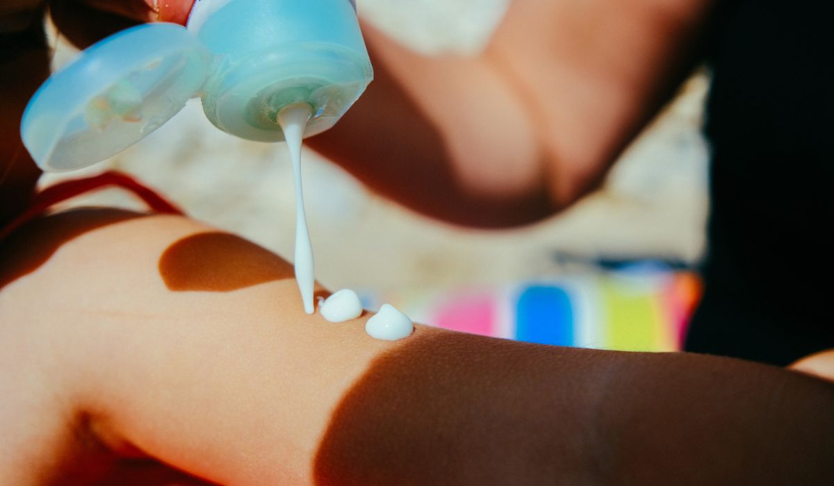 Expert warns about the dangerous sun cream mistake parents make