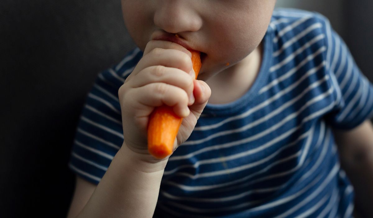 Dentist shares the snack that could help prevent your child needing braces