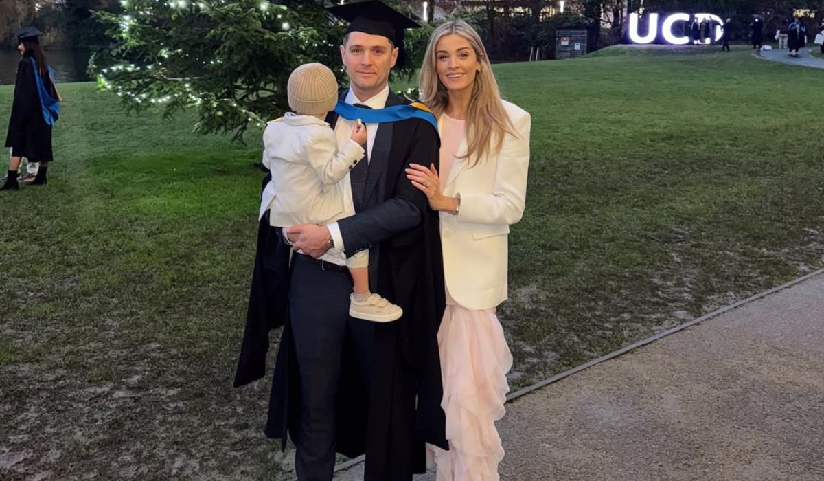PIC: Louise Cooney/Instagram
