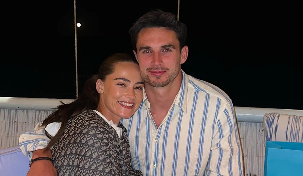 Joey and Robyn Carbery