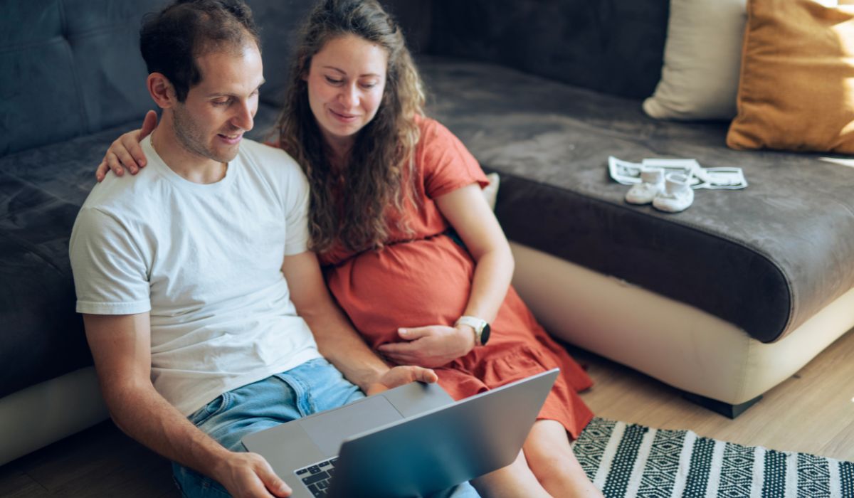 Pregnant woman and husband
