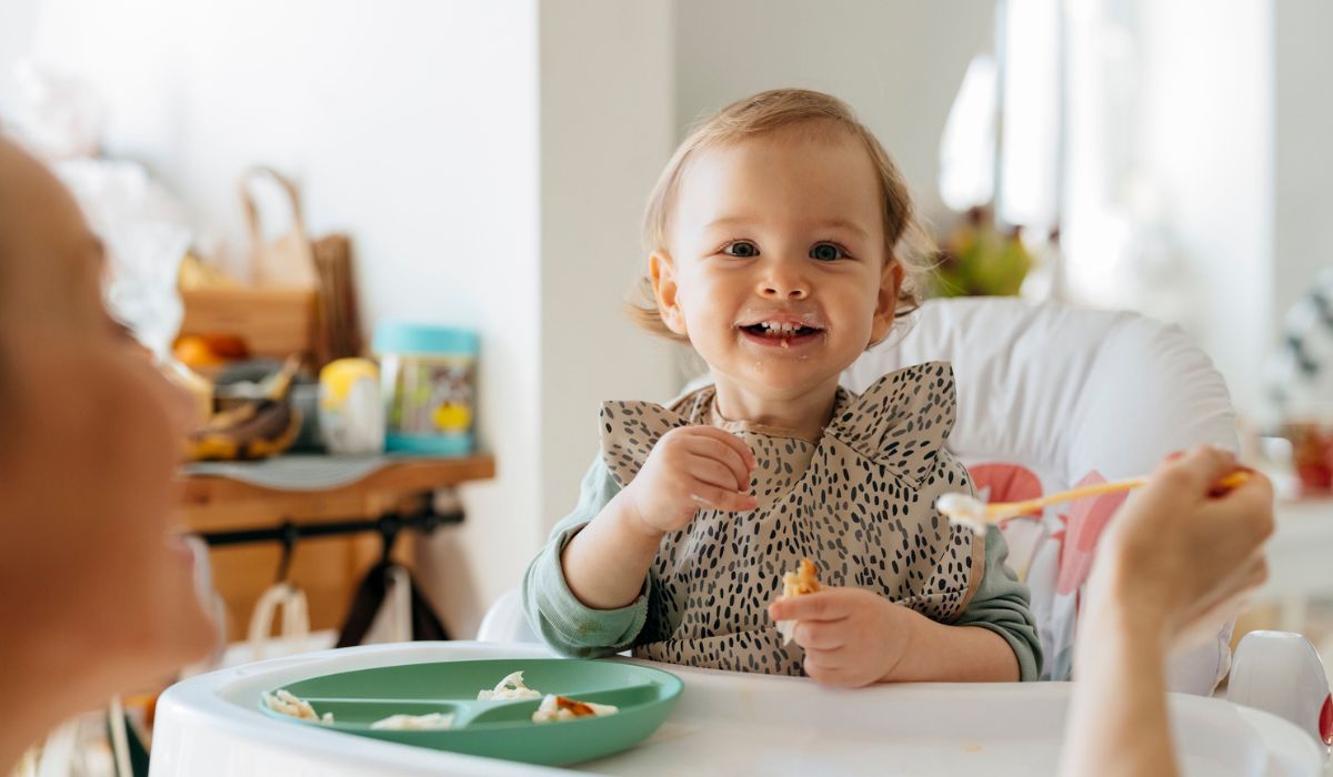 A dentist has revealed the mistake parents make that can cause children to have cavities