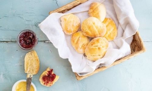 Two Ingredient Bread Rolls